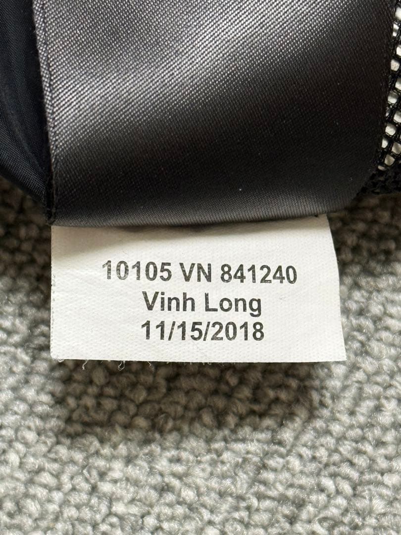 Burton [ak] スノーボードウェア　パンツLサイズ　ブラック