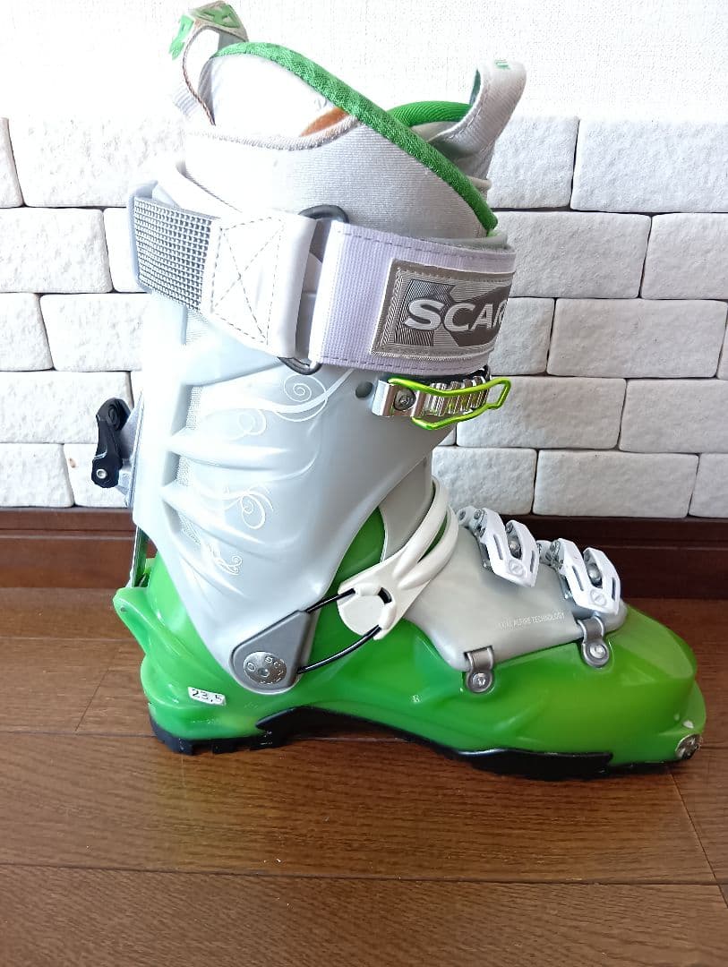 SCARPA GEA 女性用スキーブーツ バックカントリー