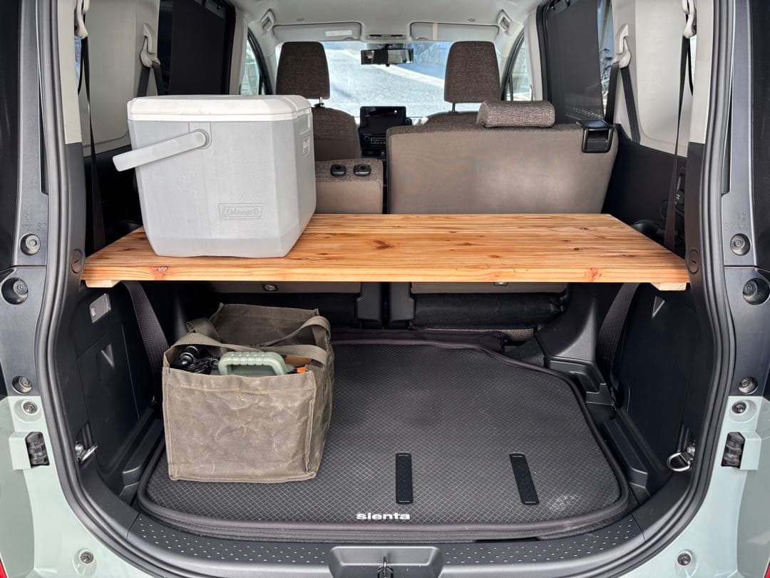 【新作】新型シエンタ10系専用 杉無垢板　ラゲージボード　蜜蝋Wax加工