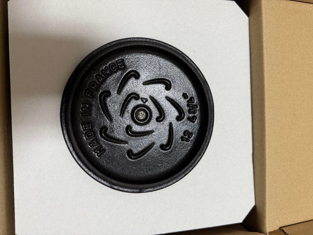 STAUB ラ ココット de GOHAN ブラック S 12cm