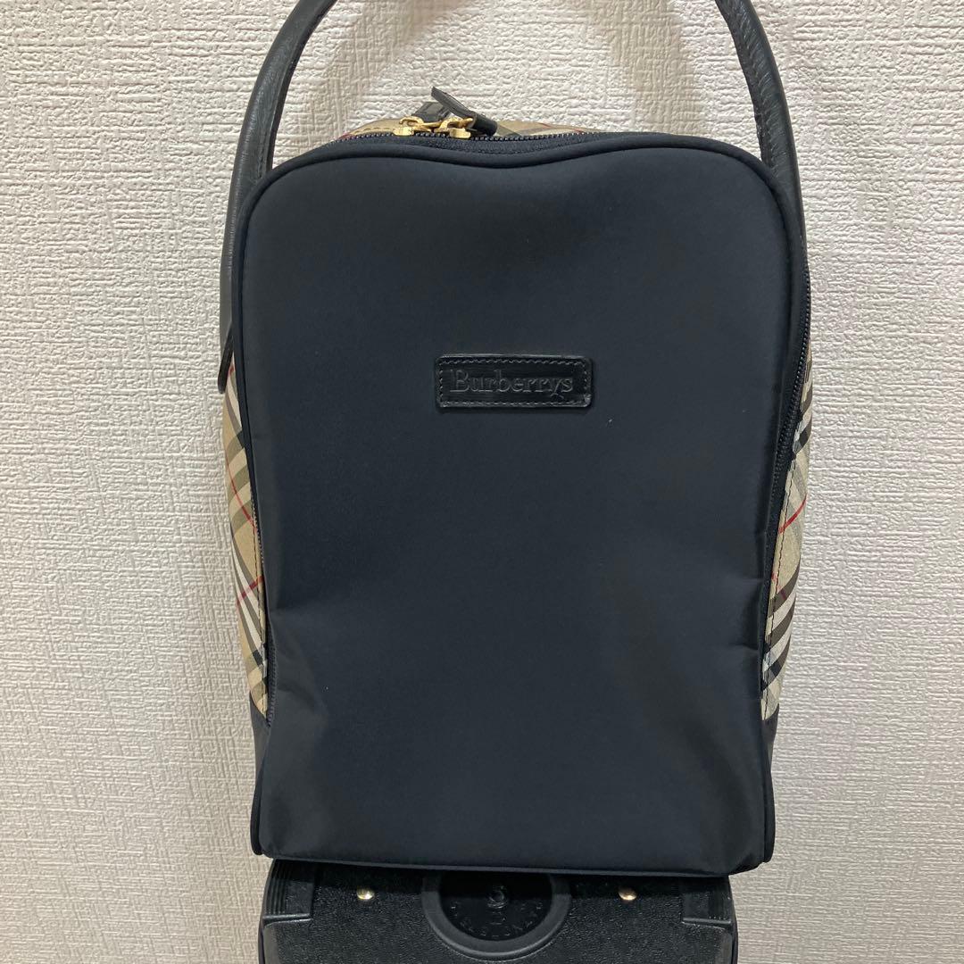 早い者勝ちバーバリーキャディバッグシューズケースおまけ付き未使用美品