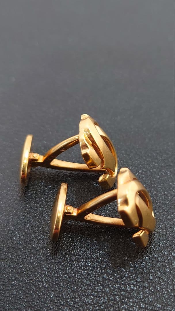 カルティエ　ペネロープ　カフスリンク　750 K18 937740