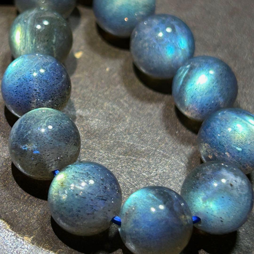 ☆虹様！レインボー　ブルー　ラブラドライト　ブレス　財福大黒宝珠②