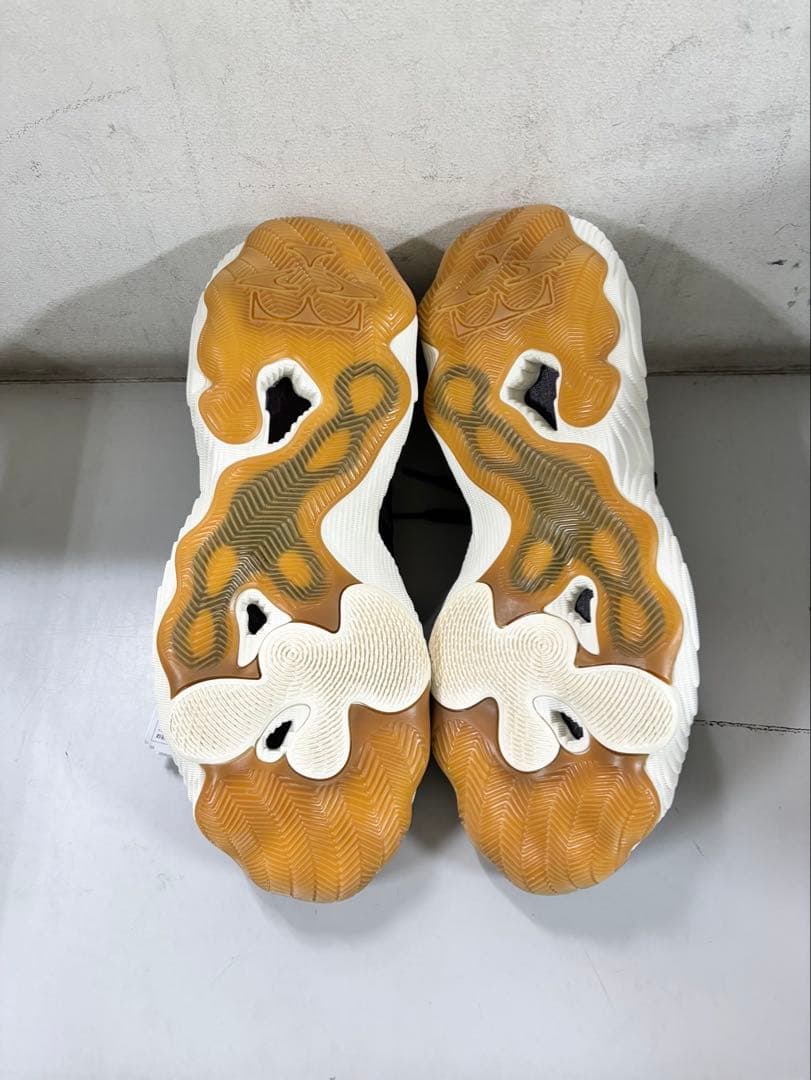 【お年玉価格】TRAE YOUNG 3 27.0㎝