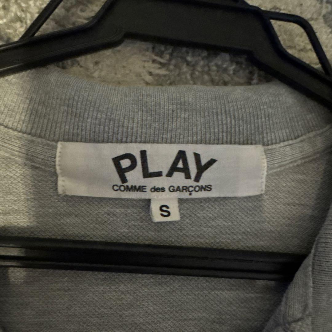 コムデギャルソン PLAY グレー ポロシャツ