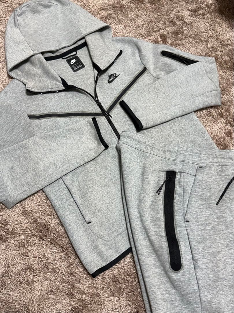 ナイキ メンズ M 3代目テックフリース グレー セットアップ 91