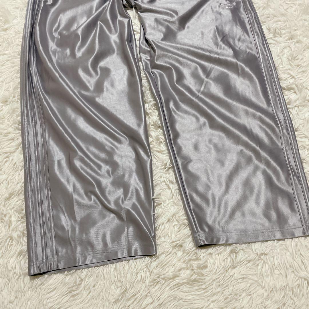 【激レアカラー】アディダス☆刺繍ロゴ トラックパンツ銀 シルバー 2XL