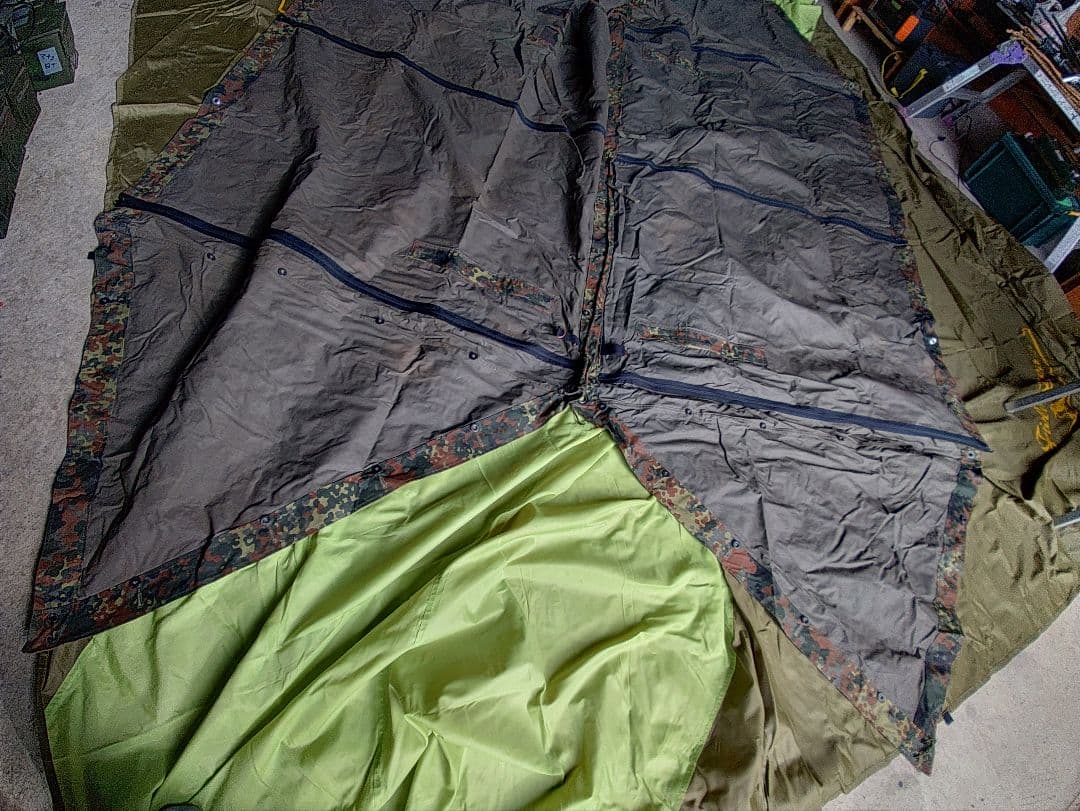 極上！！ドイツ軍　パップテント　3ファスナー x 2ファスナー小窓仕様