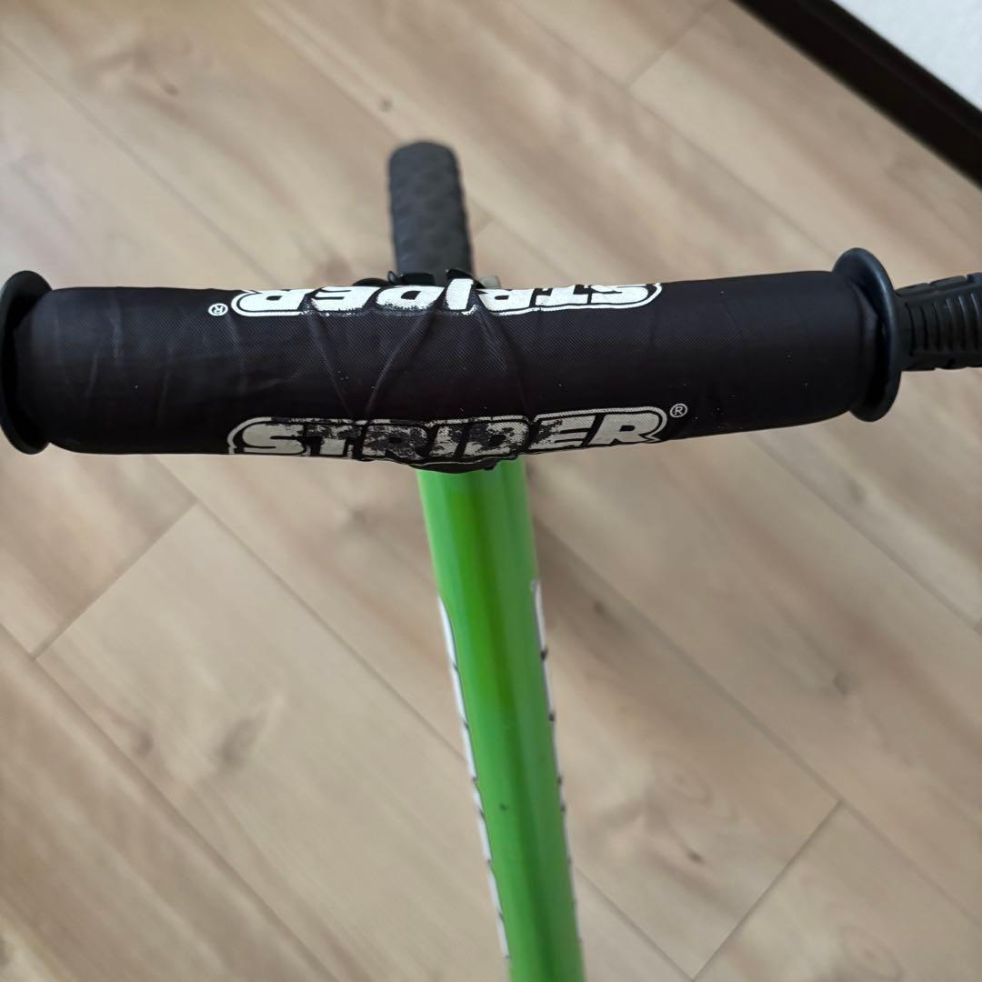 STRIDER バランスバイク グリーン　12インチ