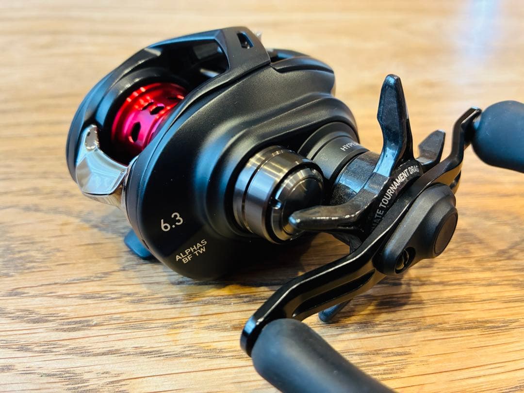 ダイワ　25 ALPHAS BF TW 6.3R 美品