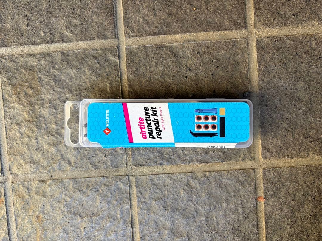 【サービス品付き】 TREK Domane AL 2 Gen4 ロードバイク