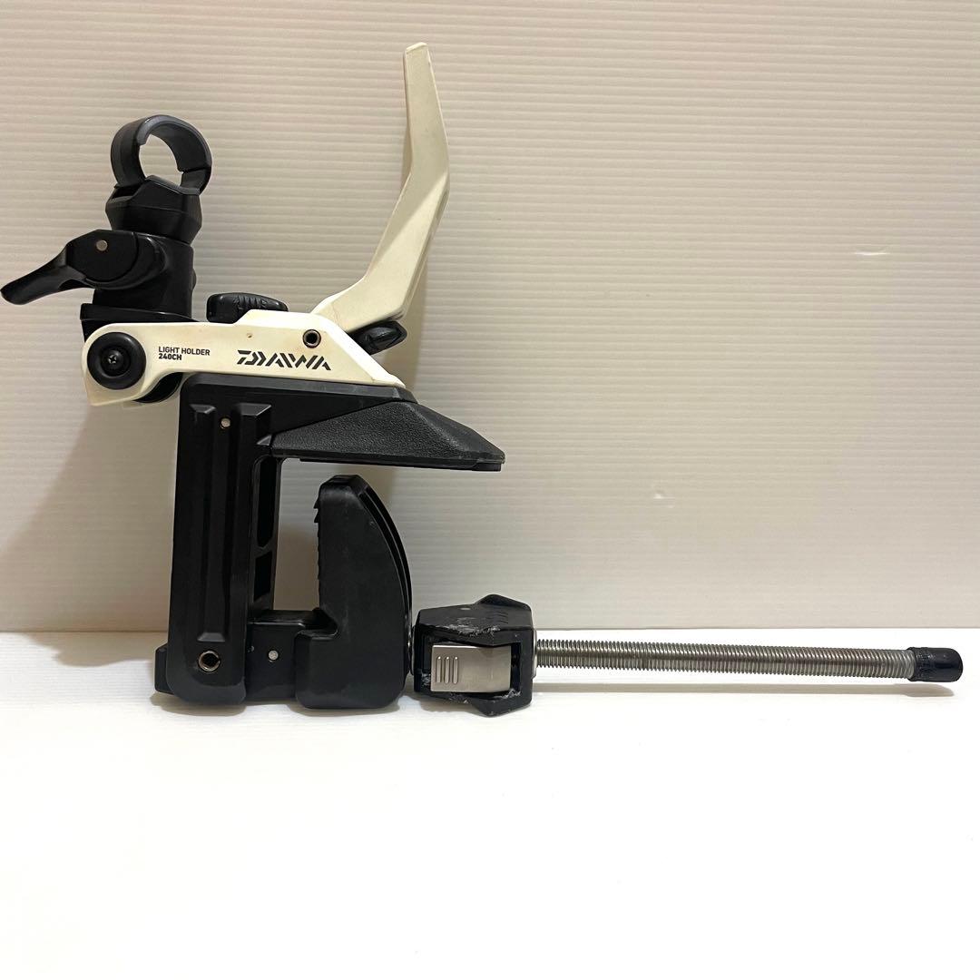 ダイワ DAIWA ライトホルダー 240CH 中古 - メルカリ