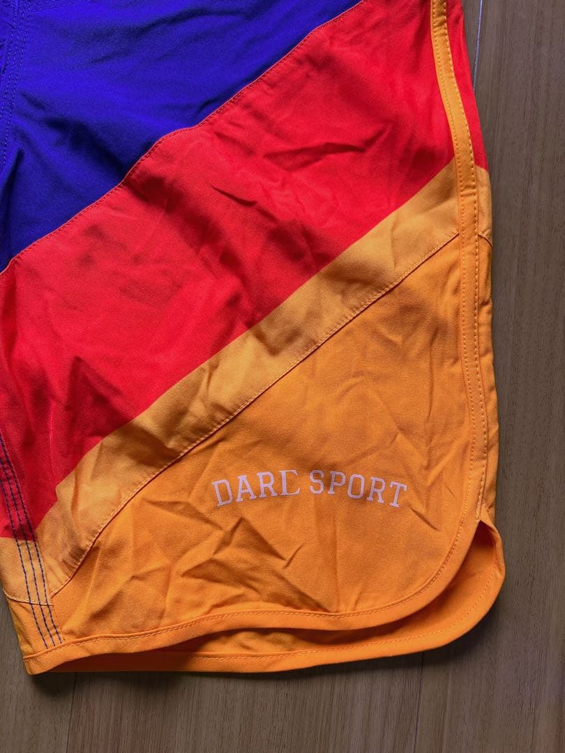 サーフパンツ　試着のみ　darc sport ダルクスポーツ ハーフパンツ