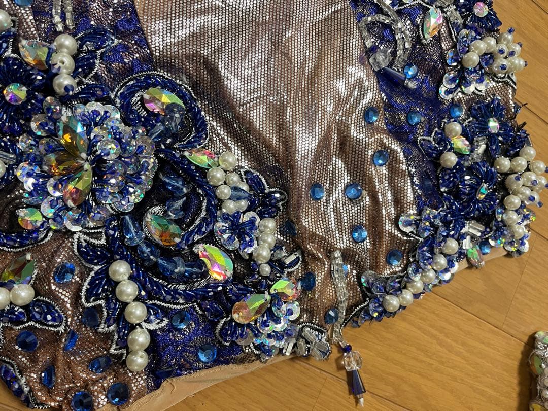 ベリーダンスHANAN衣装ブルーメタリック色