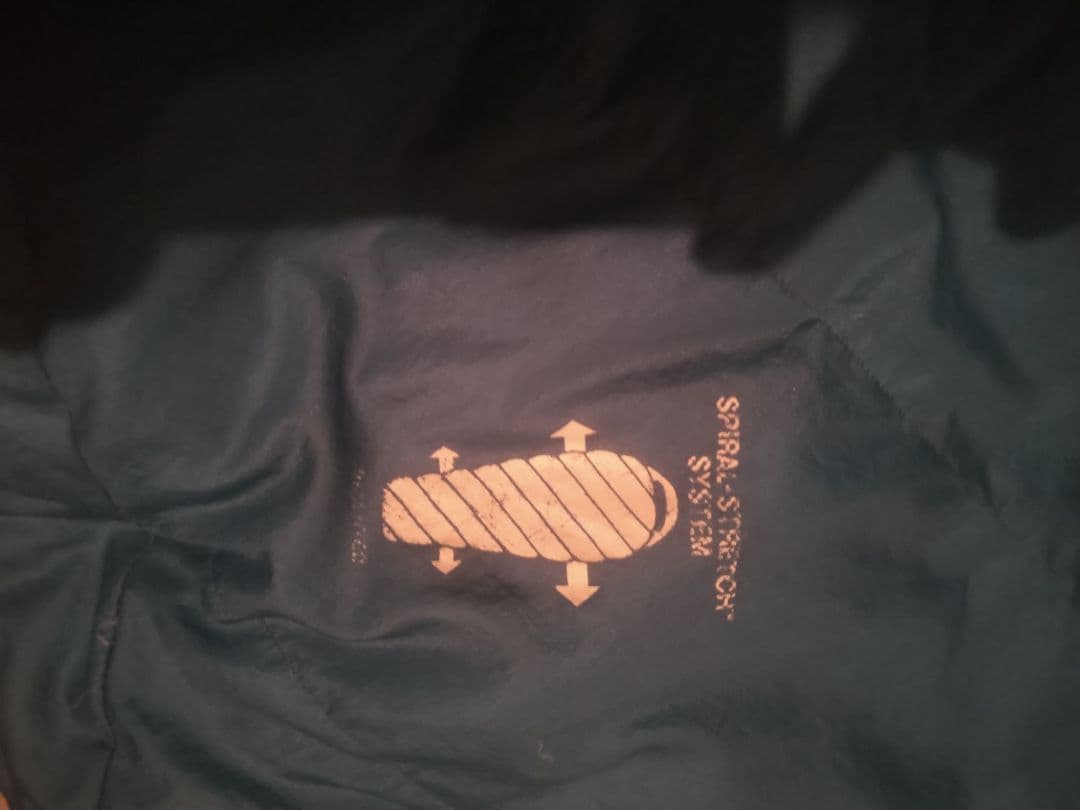 モンベル　寝袋　超軽量　800FP U.L.スーパー スパイラルダウンハガー