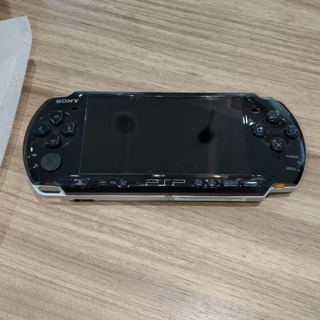 PSP 3000 PB ピアノブラック　箱付き