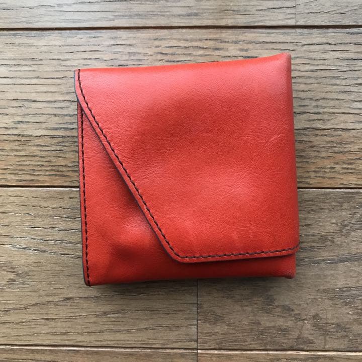 アブラサス 旅行財布 チリレッド - メルカリ