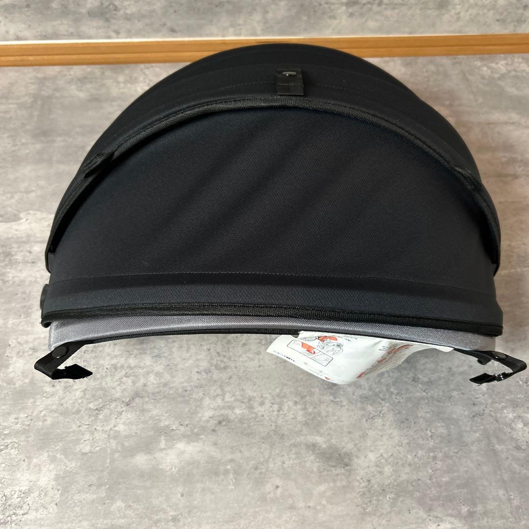 美品 Aprica フラディアラクート プレミアム チャイルドシート　シェード付