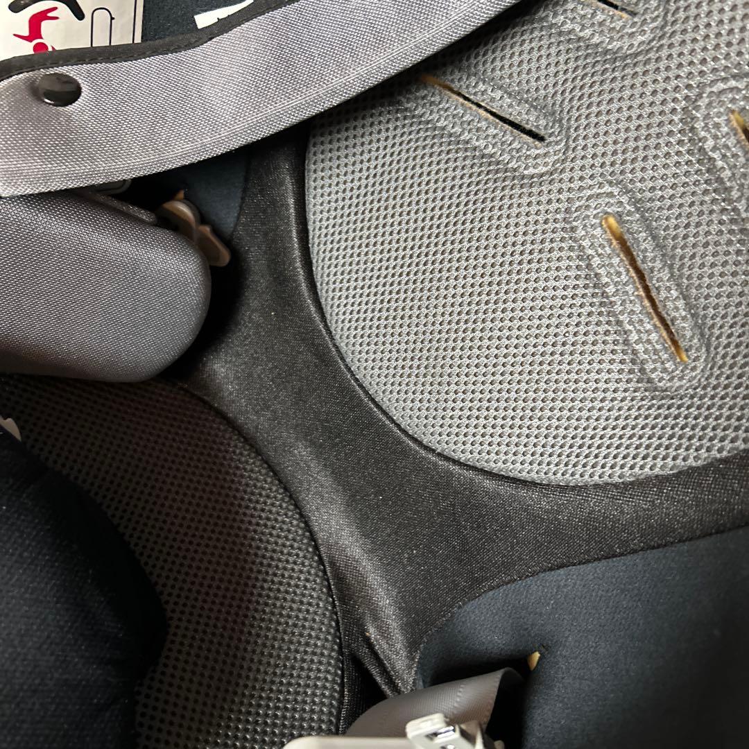 美品 Aprica フラディアラクート プレミアム チャイルドシート　シェード付