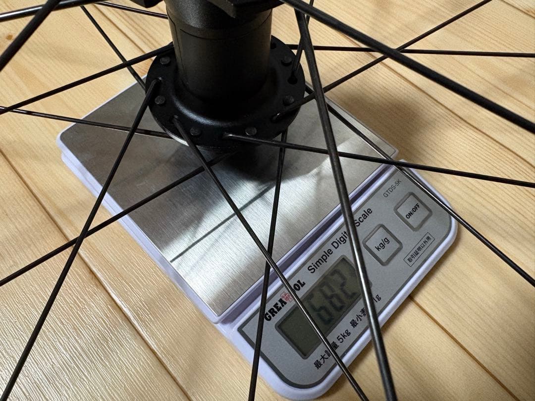 専用です。 カーボンホイール - メルカリ