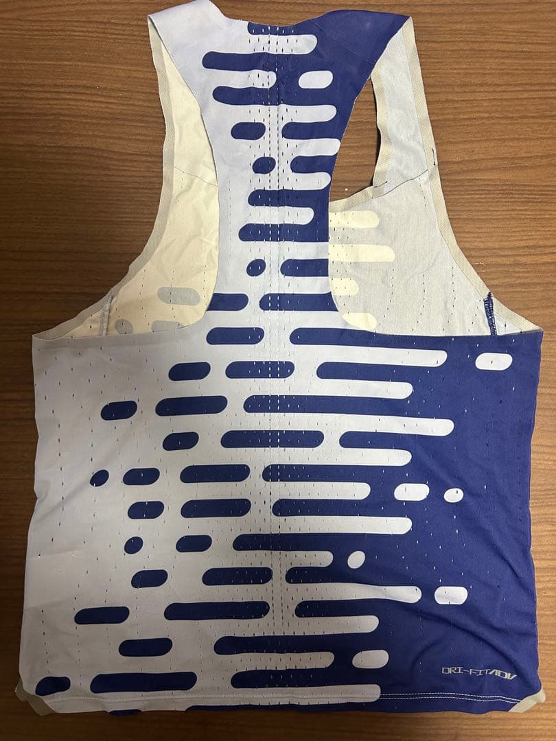 マ*ス様 NIKE シングレット Sサイズ