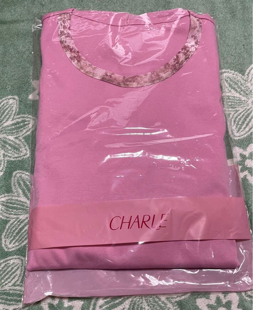 シャルレ ナイティ2点