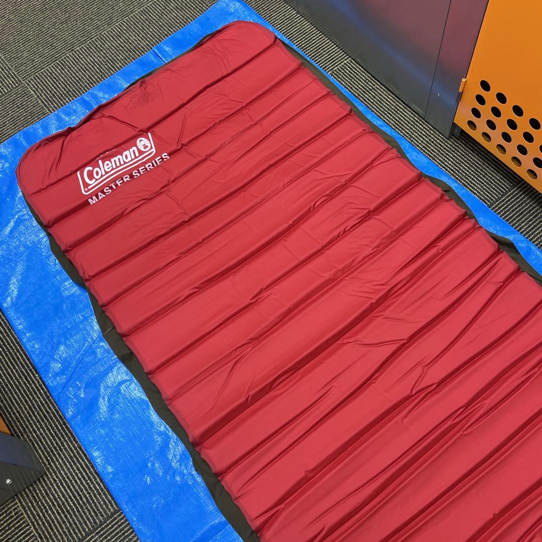 美品 Coleman マスターシリーズ インフレーターマット シングル マット