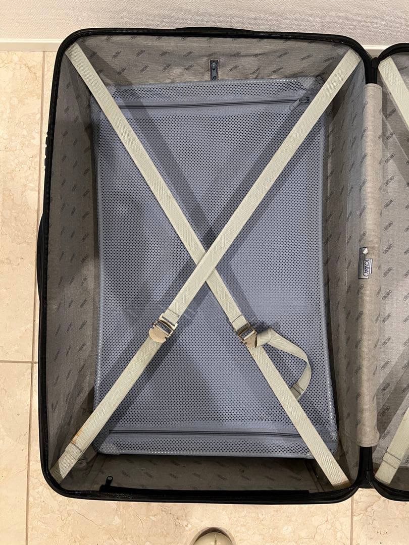 リモア　サルサ82L RIMOWA