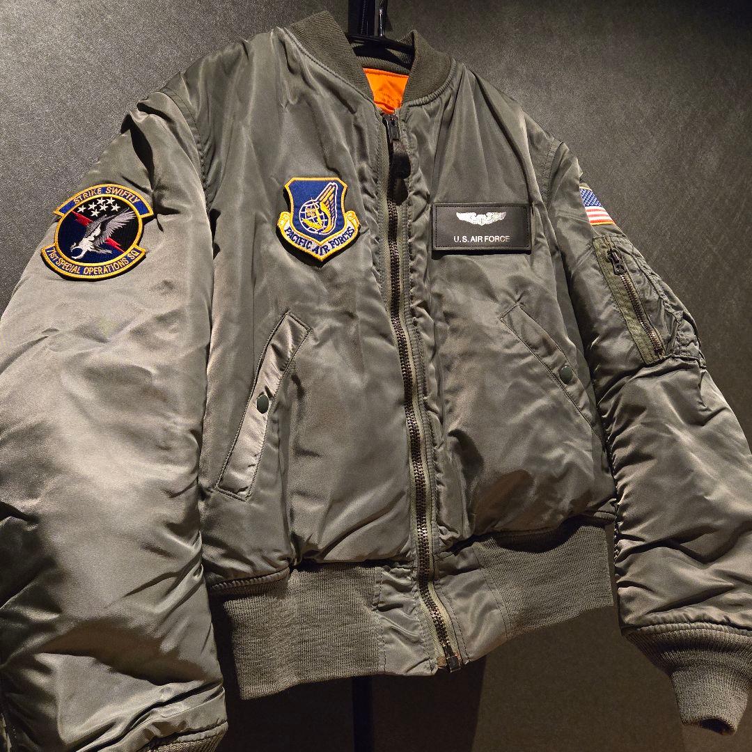 美品　ALPHA INDUSTRIES　アルファ　９０年代　MA−1　カーキ　S