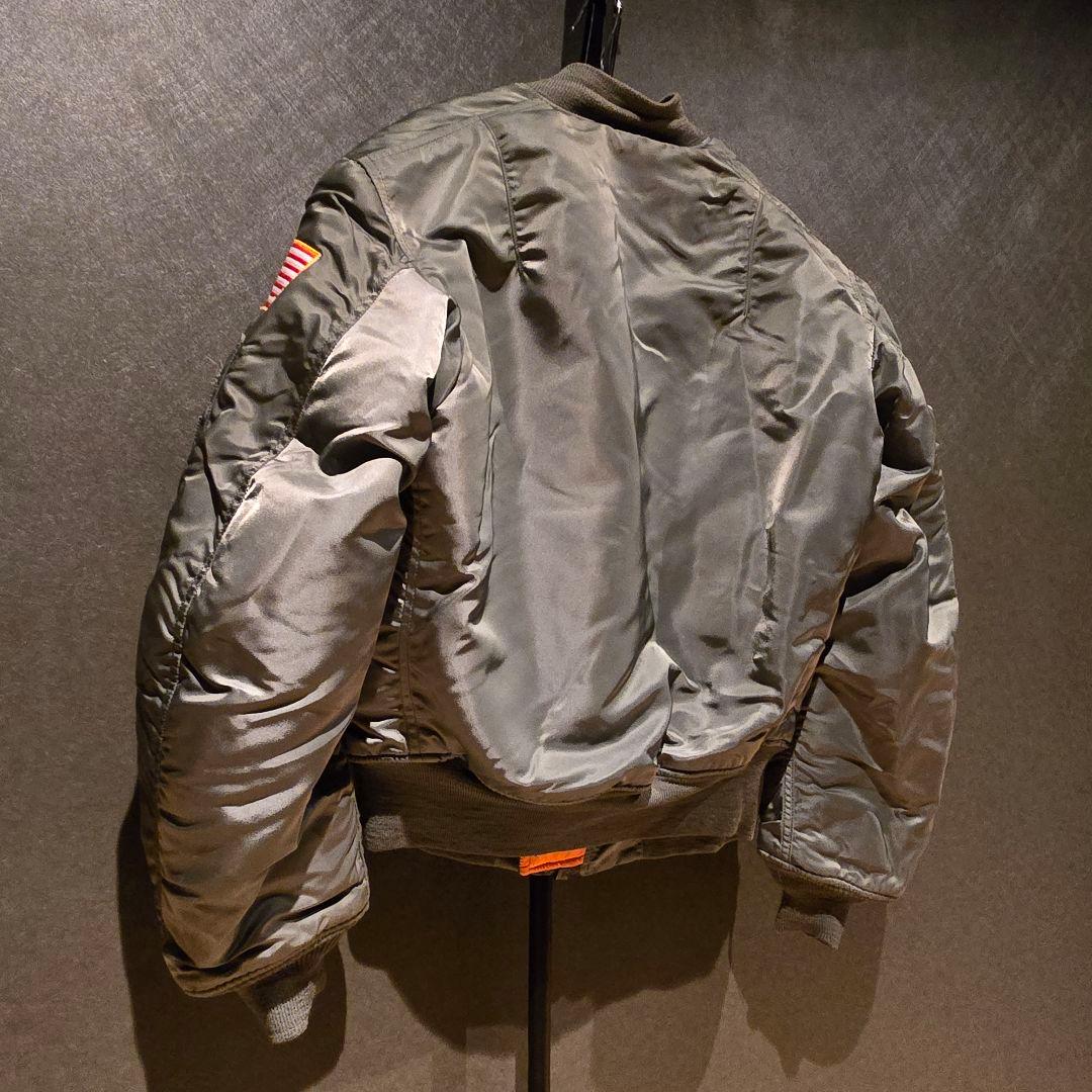 美品　ALPHA INDUSTRIES　アルファ　９０年代　MA−1　カーキ　S
