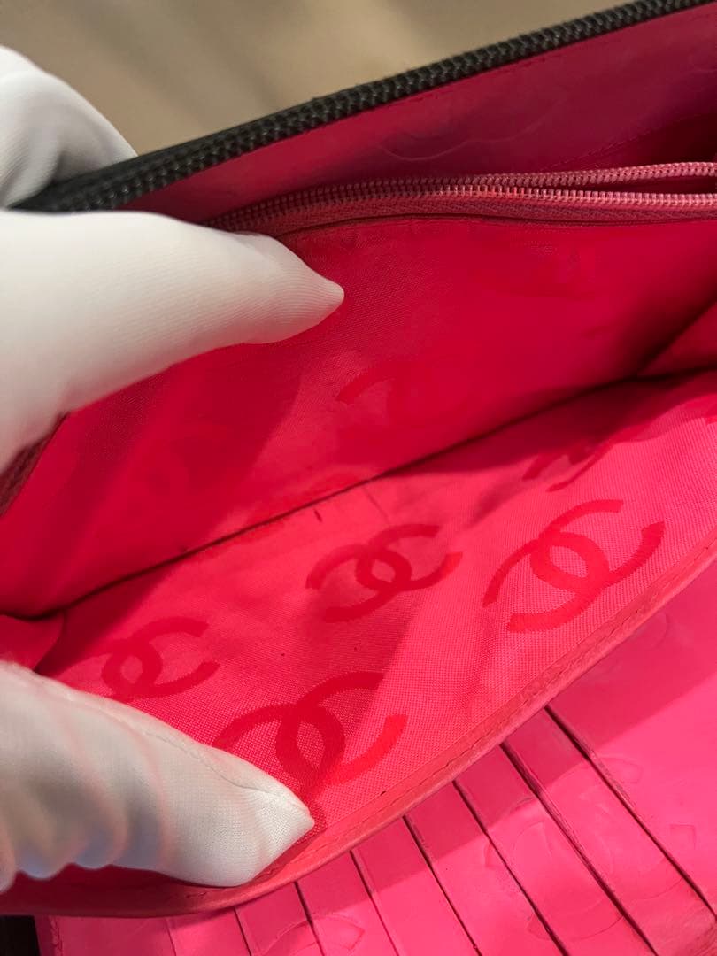 シャネル カンボンライン 長財布 ラウンドファスナー 正規品　リペア