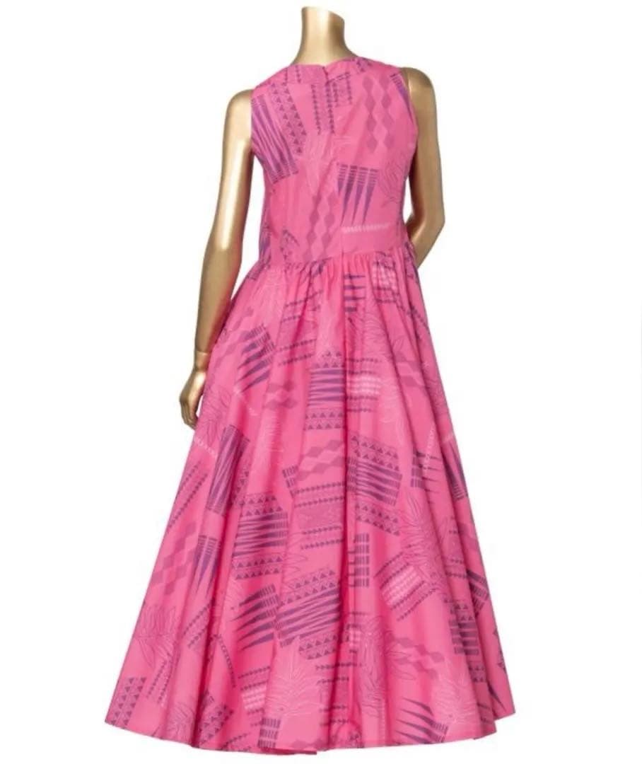 Maunalua フラダンスドレス ピンク 幾何学模様