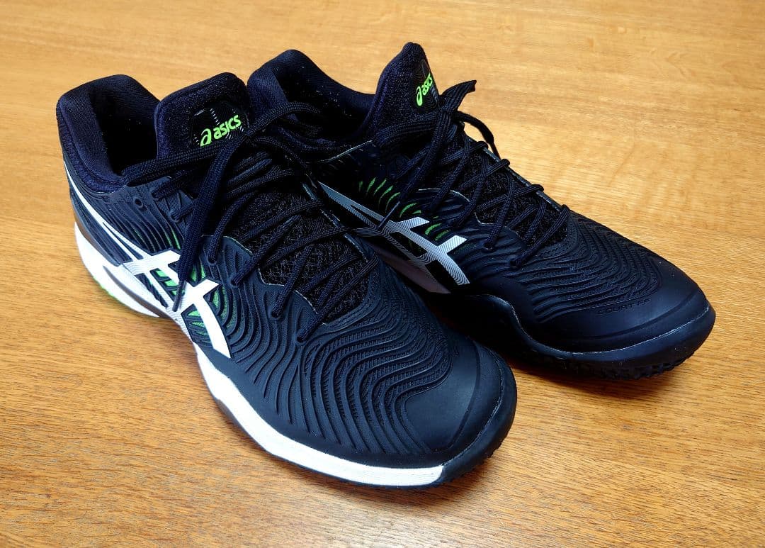 asics テニスシューズ 黒/白/緑　COURT FF 2 OC