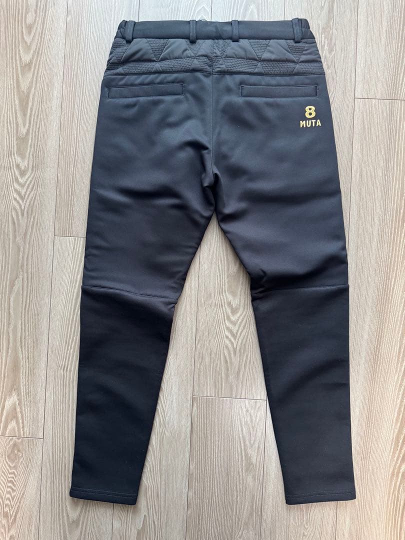 新品未使用　ムータ　パンツ　サイズM