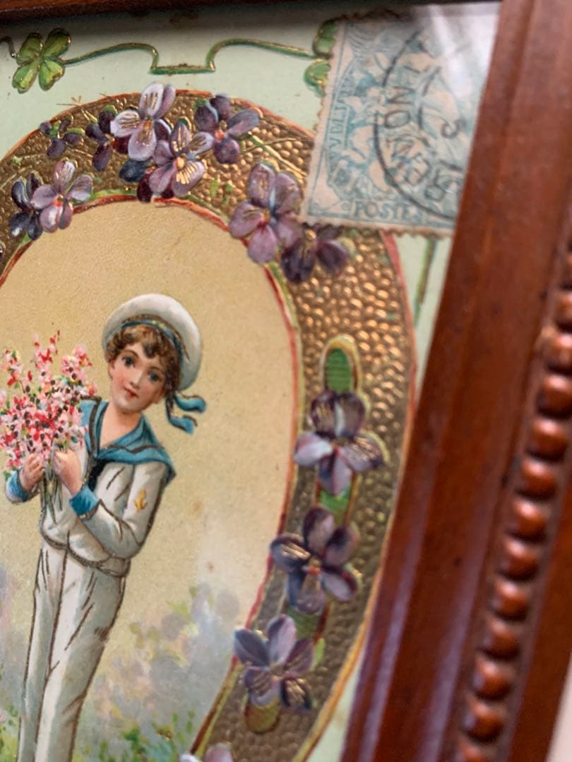 フランスアンティーク　エンボスされた絵葉書が入ったペアの小さな可愛過ぎる額！