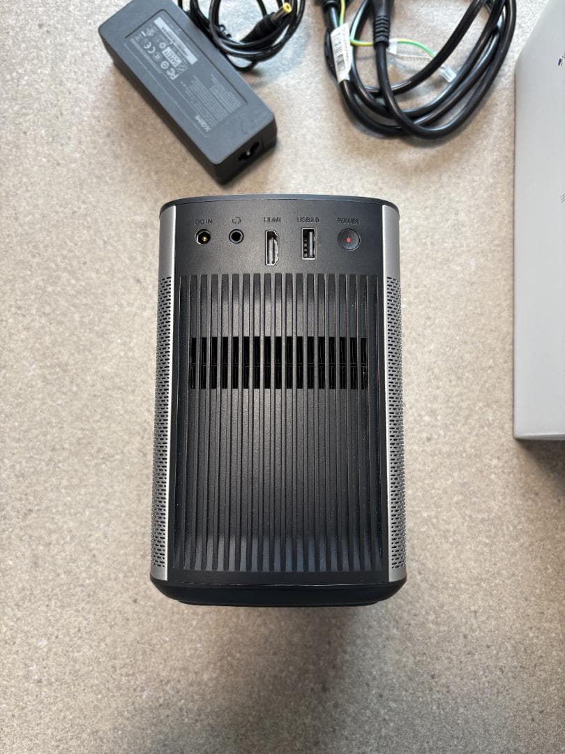 XGIMI HALO 1080P ポータブルプロジェクター 本体