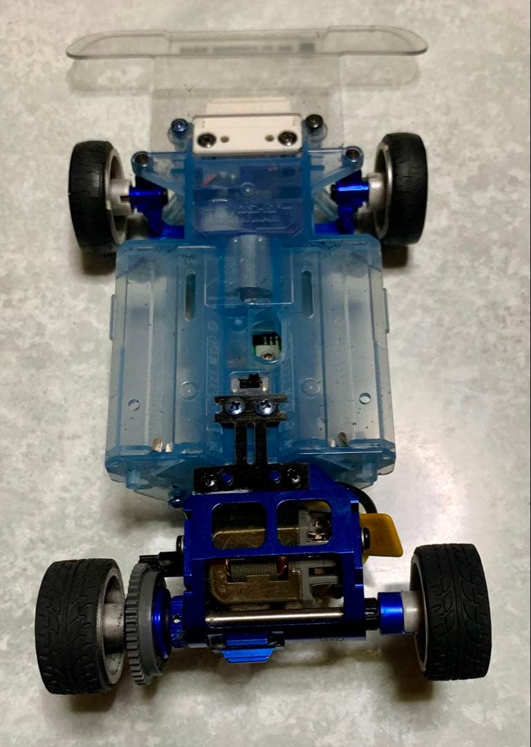 京商　ミニッツ フェラーリ　599ボディ2台　アルミ　カスタム　黒　赤のみ白無し