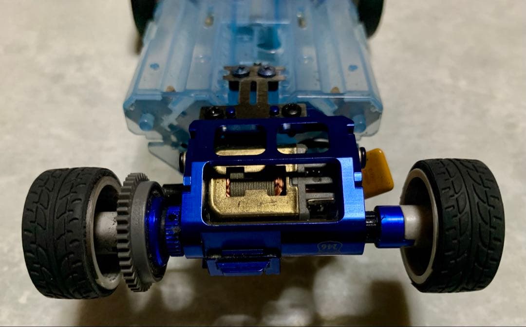 京商　ミニッツ フェラーリ　599ボディ2台　アルミ　カスタム　黒　赤のみ白無し