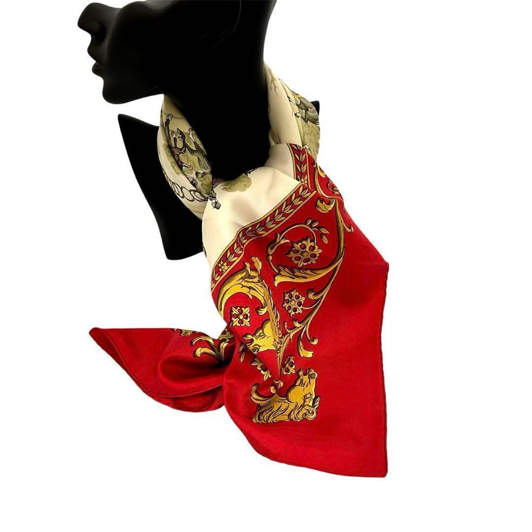 エルメス　HERMES スカーフ　カレ90 LA PROMENADE