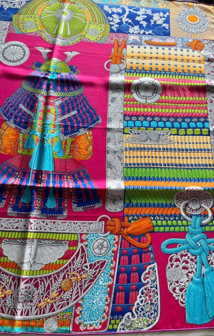 エルメス カレ90 侍の鎧兜 家紋 PARURES DE SAMOURAIS