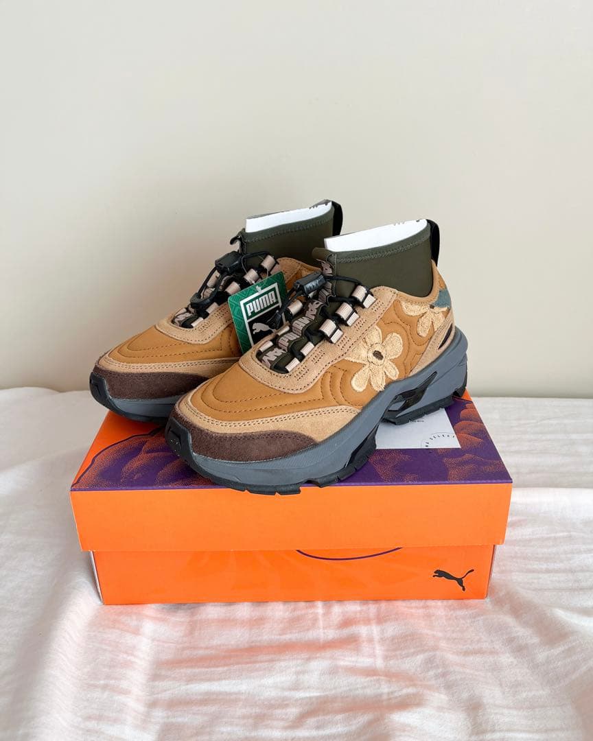 【新品未使用】PUMA×PAM Nano スニーカー 23.5cm