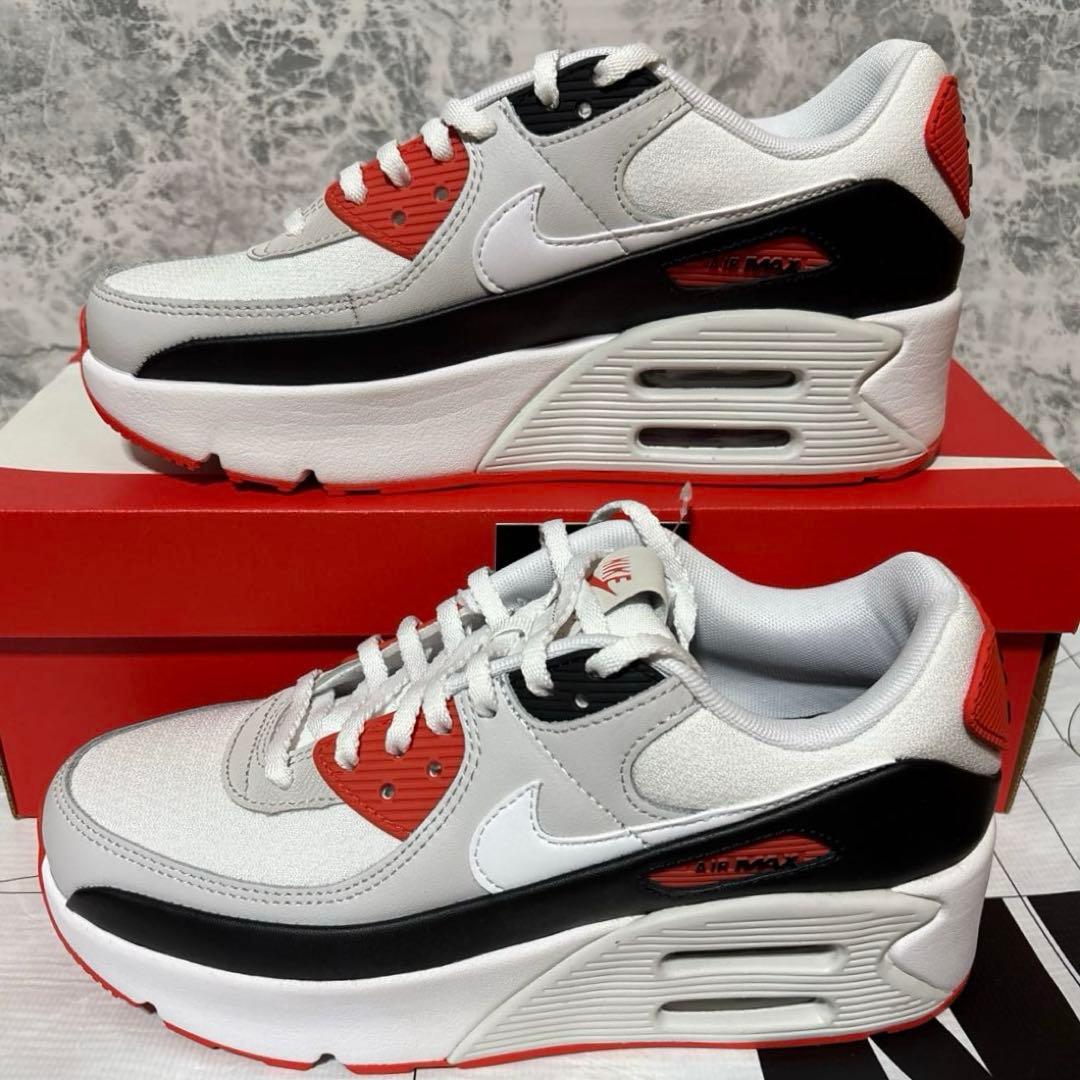 ナイキ　新品　エアマックス　90 LV8 25㎝