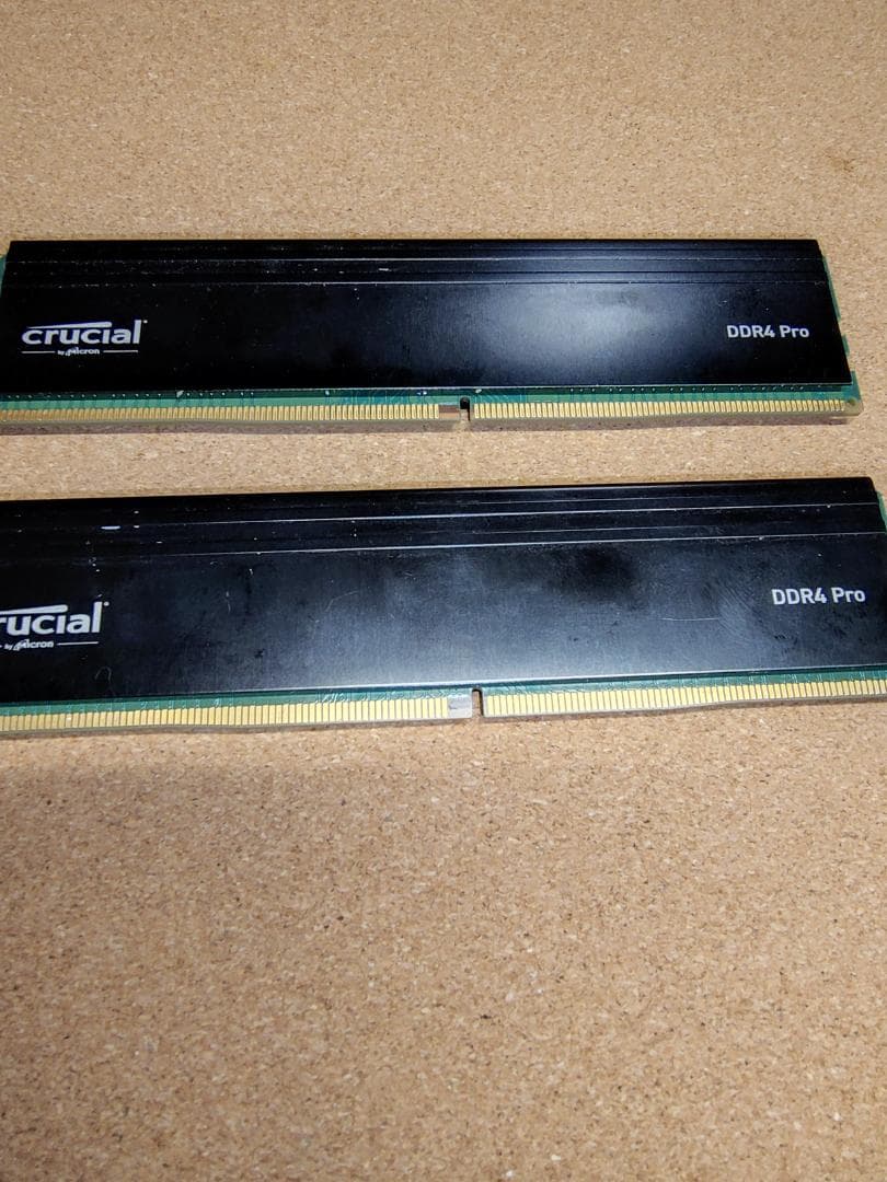 crucial DDR4 Pro 16GB 3200MHzX2枚セット