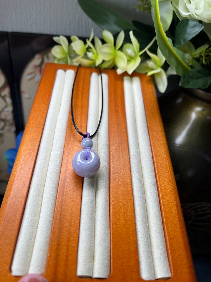 高品質❣️ミャンマー産A貨翡翠 濃いラベンダー路路通ネックレストップ 高