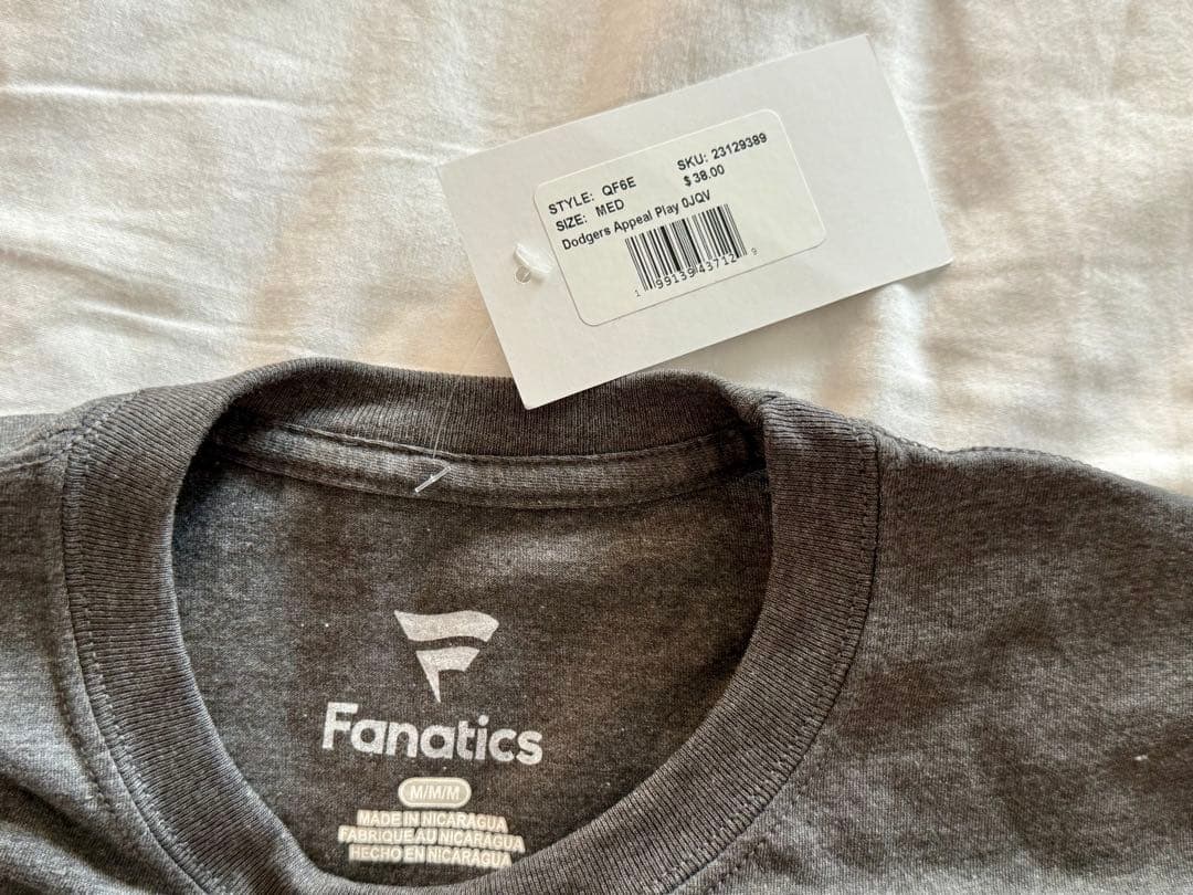 ドジャース大谷翔平、山本由伸、ムーキー・ベッツTシャツ ワールドチャンピオン M