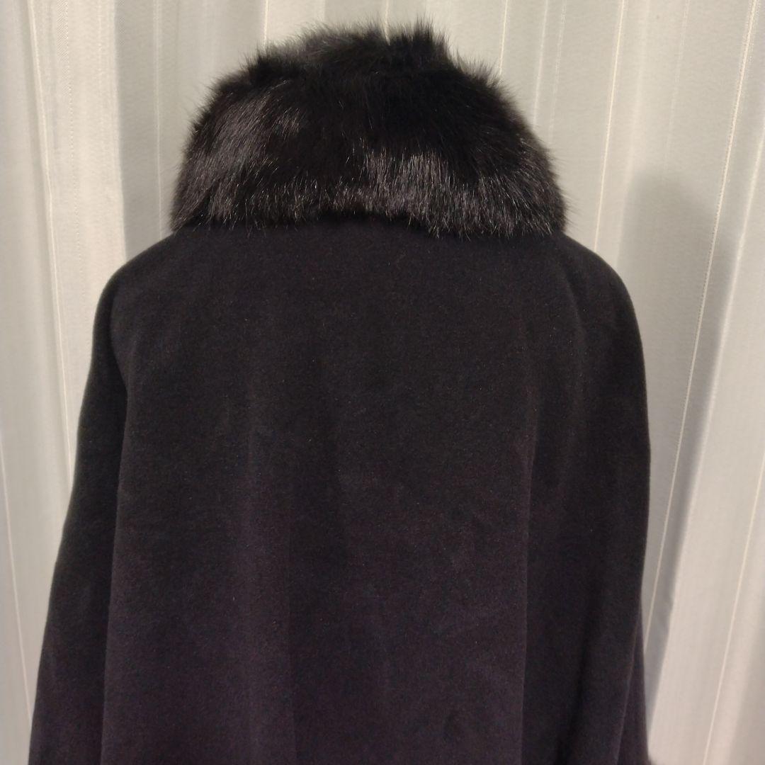 日本製✩ブルーフォックス✩アンゴラ＆ウール✩黒✩腕通し有✩マント✩ケープコート