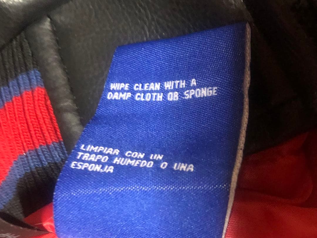 新春セール中！フィラデルフィア・フィリーズ レザージャケット