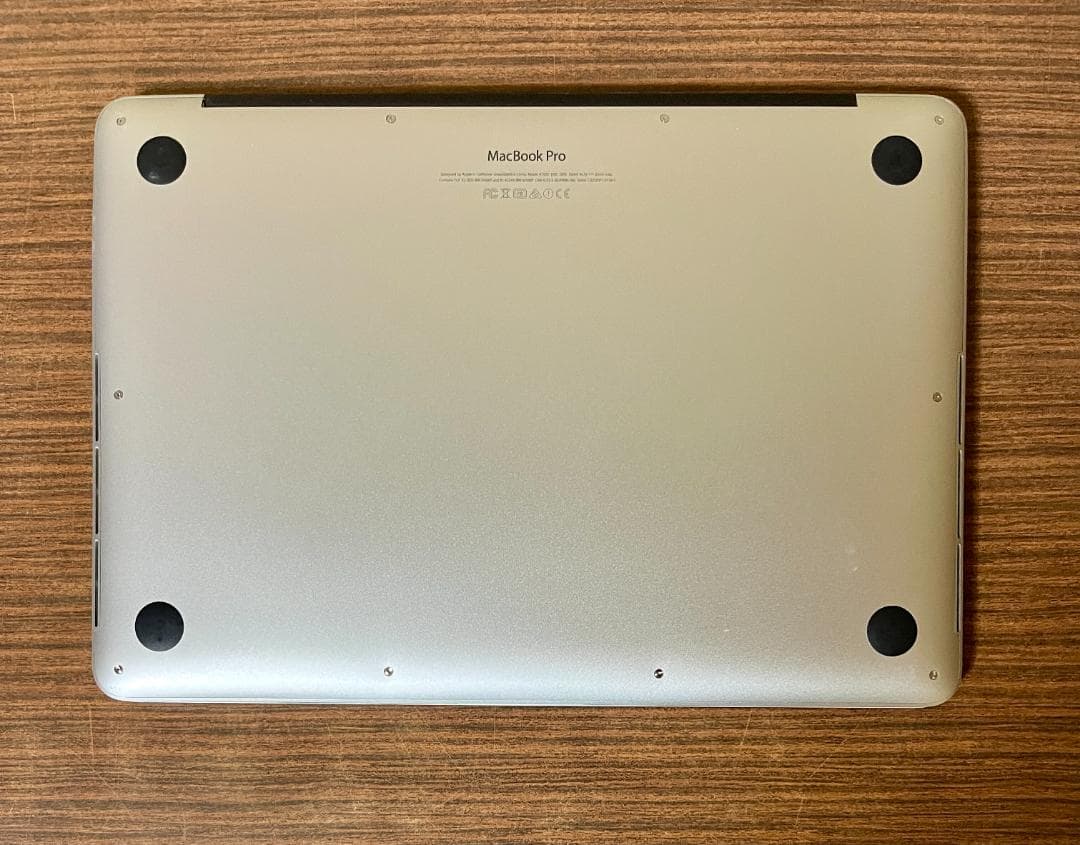 MacBook本体 MacBook Pro (Retina, 13-inch, 2015)