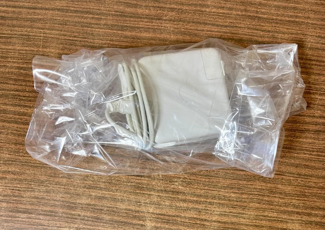 MacBook本体 MacBook Pro (Retina, 13-inch, 2015)