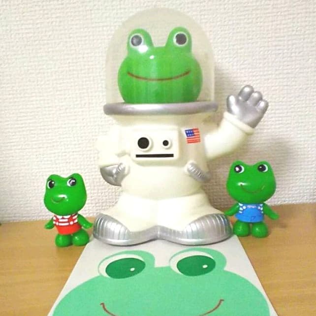 宇宙服ケロタン貯金箱フィギュア興和ケロちゃんコロちゃんソフビ希少